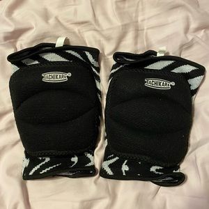 TACHIKARA ZEBRA VOLLEYBALL KNEE PADS